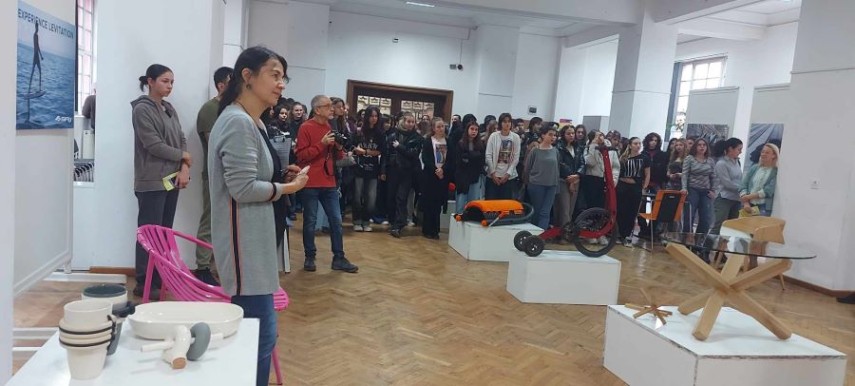  На откриването на изложбата за български продуктов дизайн присъстваха над 100 ученици и студенти