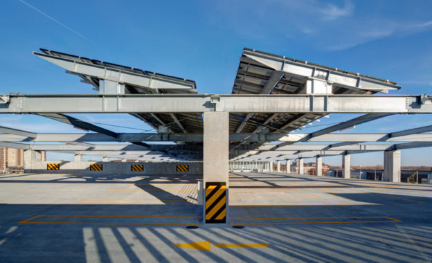 Източник: www.neumannmonson.com 2015_056_East2ndParking3-1365x910_624x380