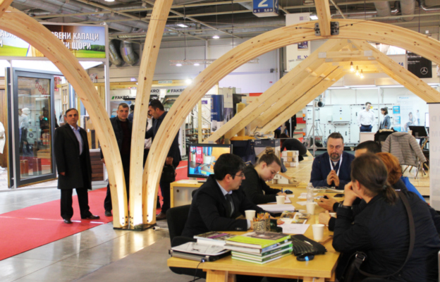 Източник: www.iec.bg IMG_2202_Build