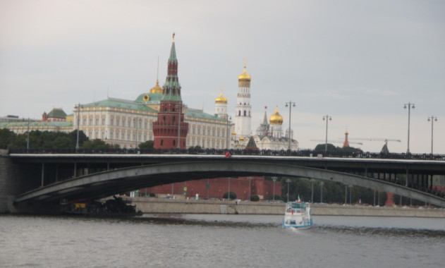 Мост с изглед към центъра на Москва, Снимка: Лилия Лозанова ______-___Most_Moskva_06