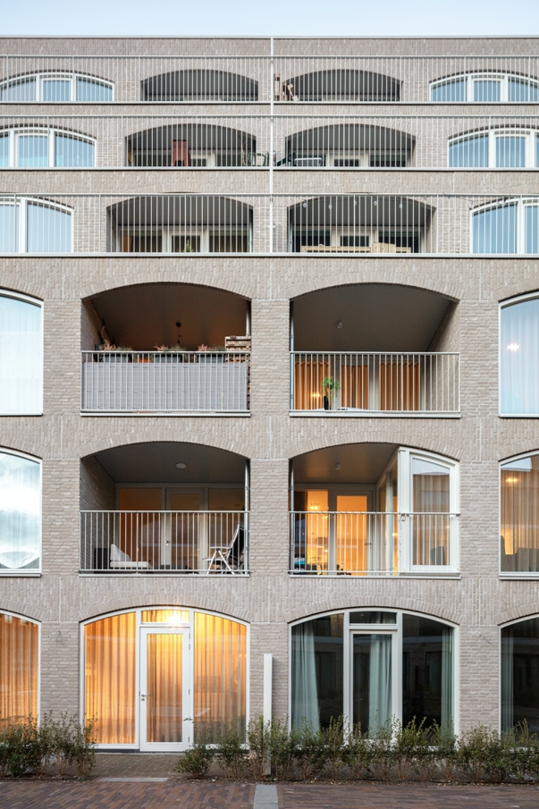 orange_architects-s-west-010-603905